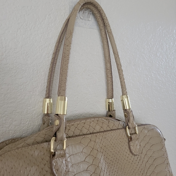 Olivia + Joy Croc Embossed Beige Vegan Shoulder Bag - Picture 7 of 14